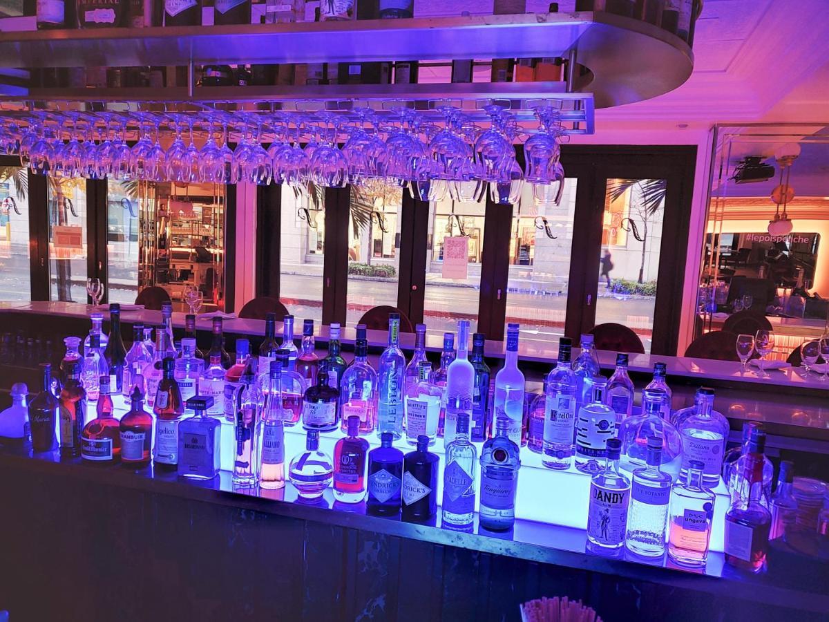 惬思斯旺酒店 蒙特利尔 外观 照片
